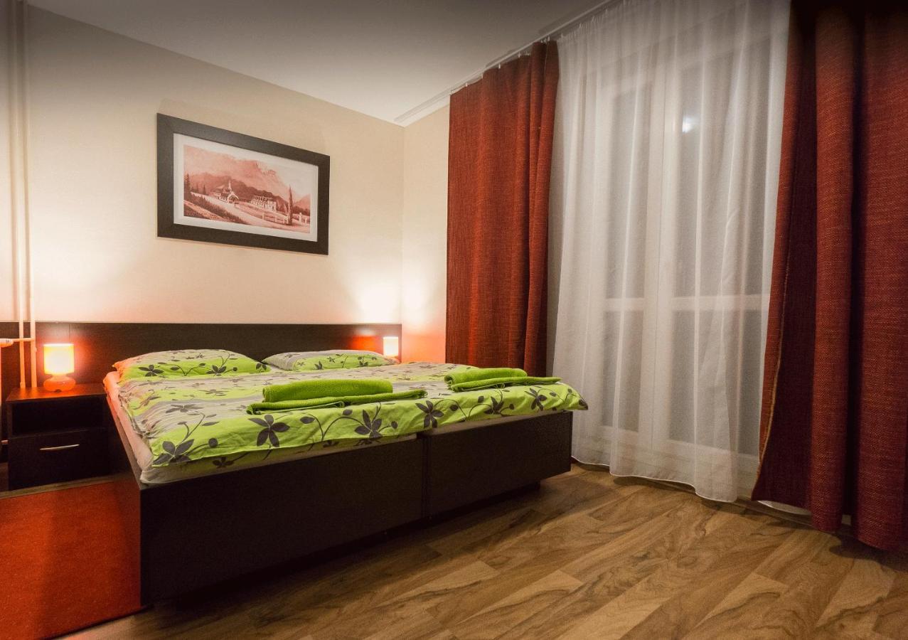 Penzion Talisman Rajecke Teplice Bagian luar foto